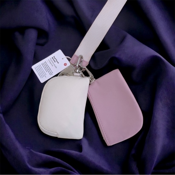 SOLD OUT EVERYWHERE! Lululemon Dual Pouch Wristlet/Pink peony/NWT - Picture 2 of 4